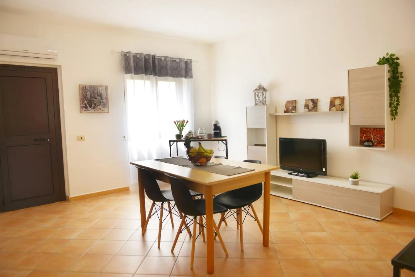 Casa Sheela Luminoso E Raffinato Appartamento 라마달레나 아파트